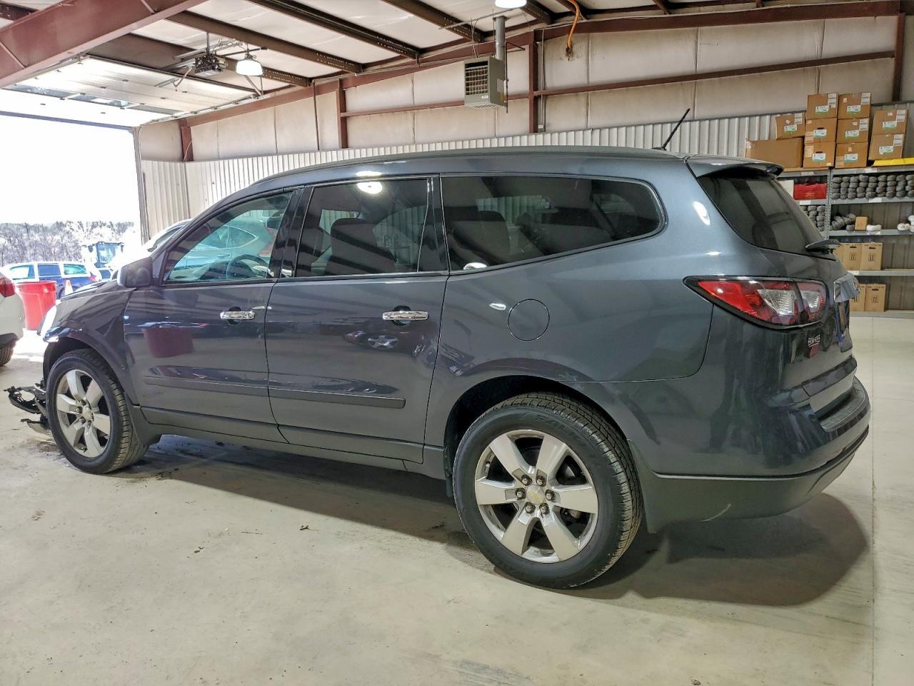 2013 Chevrolet Traverse Ls - Image 2