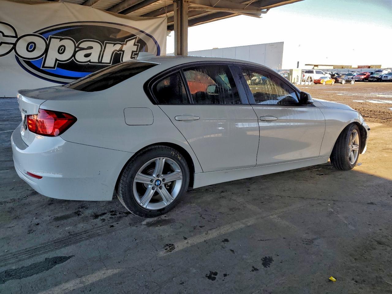 2014 BMW 328 I Sulev - Фото 3