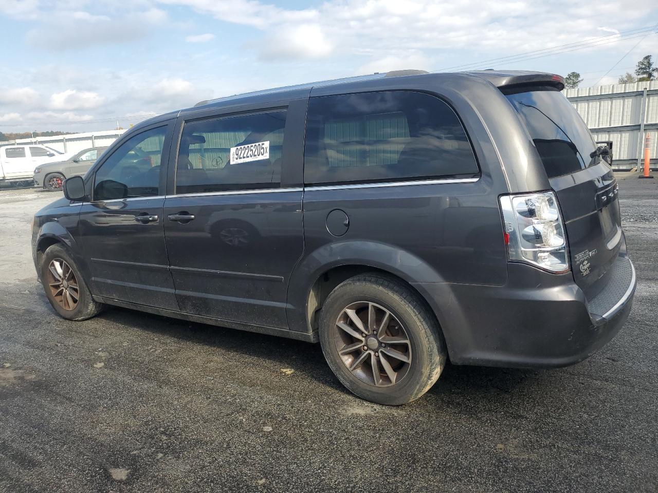 2017 Dodge Grand Caravan Sxt - Фото 2