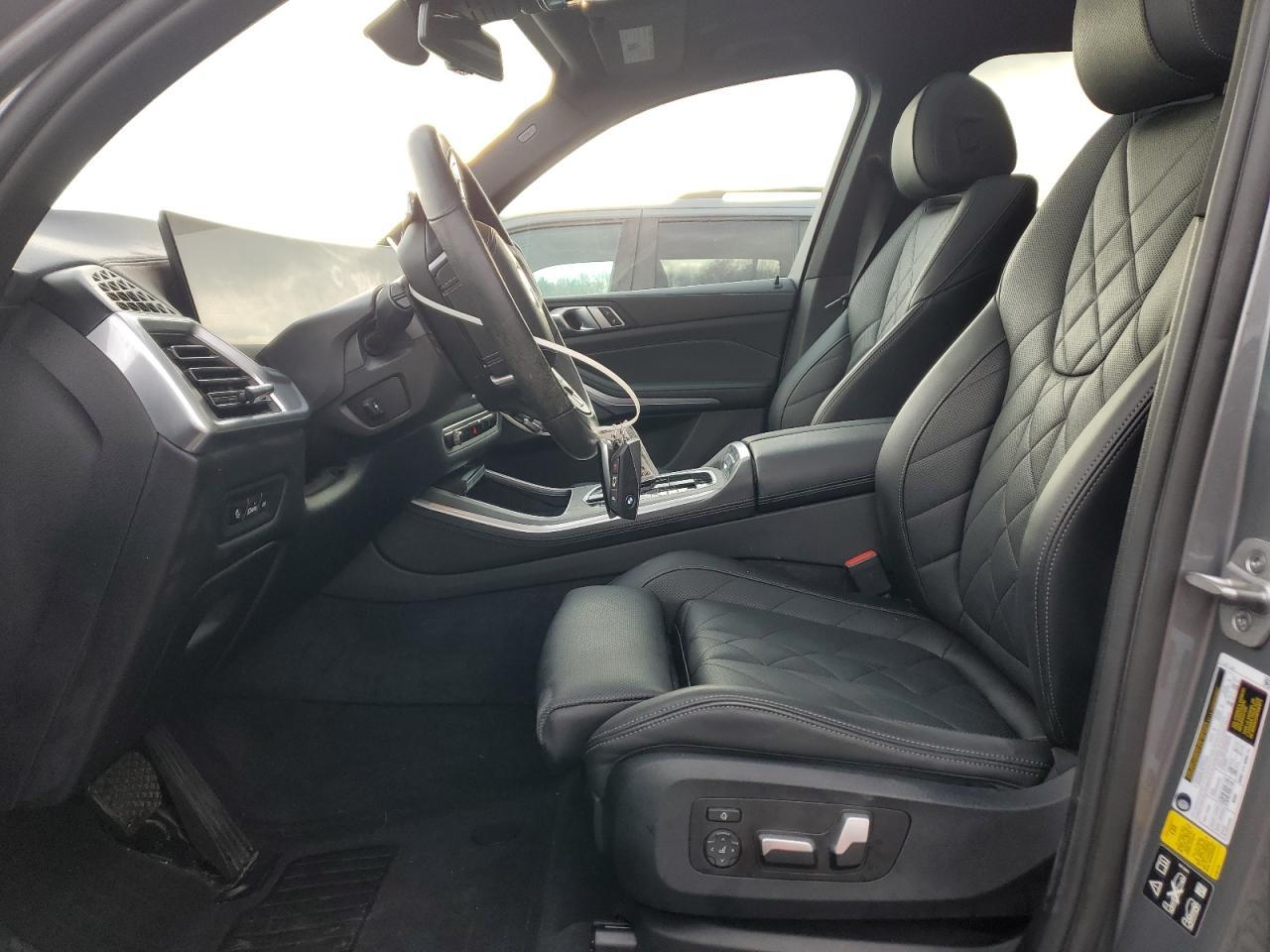 2024 BMW X5 xDrive40I - Image 7