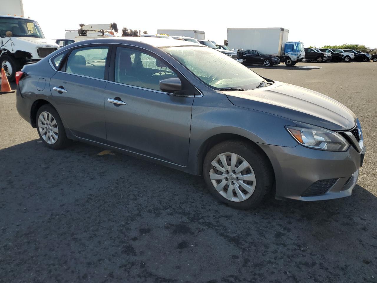 2019 Nissan Sentra S - Image 4