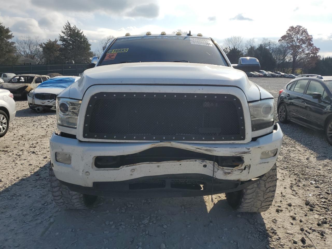 2016 Ram 2500 Laramie - Image 5