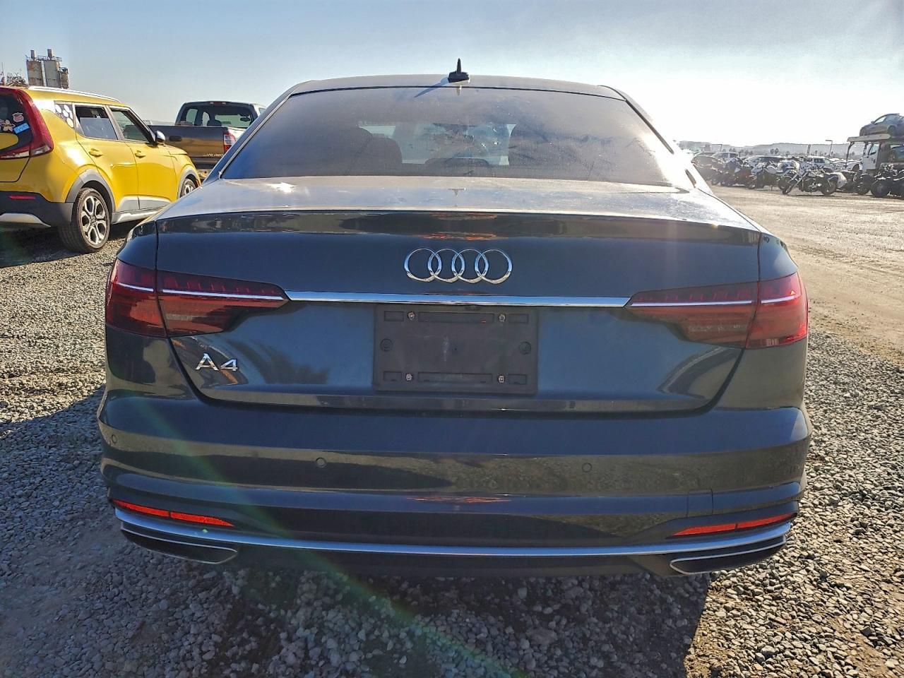 2020 Audi A4 Premium Plus - Фото 6