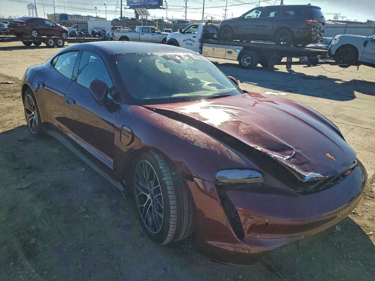 2023 Porsche Taycan - Фото 4