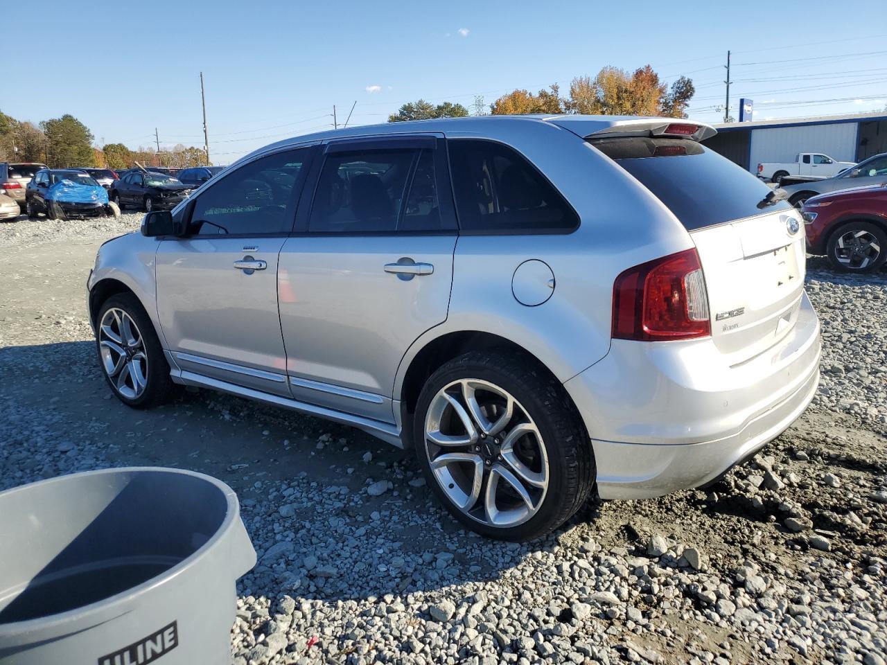 2011 Ford Edge Sport - Фото 2