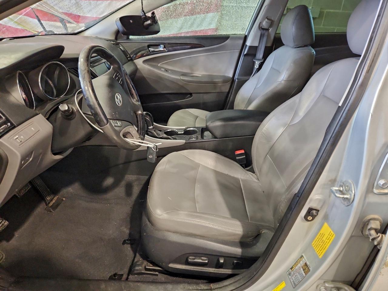 2011 Hyundai Sonata Se - Image 7