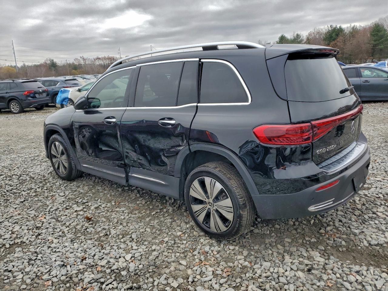 2024 Mercedes-Benz Eqb 250+ - Image 2