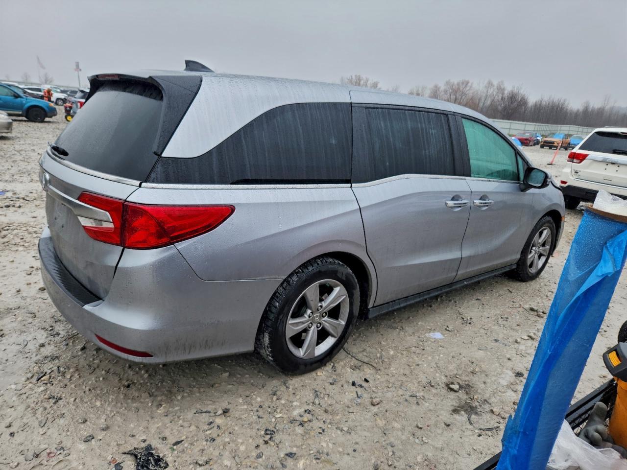 2019 Honda Odyssey Ex - Image 3