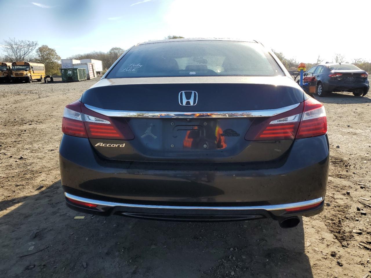2017 Honda Accord Lx - Фото 6