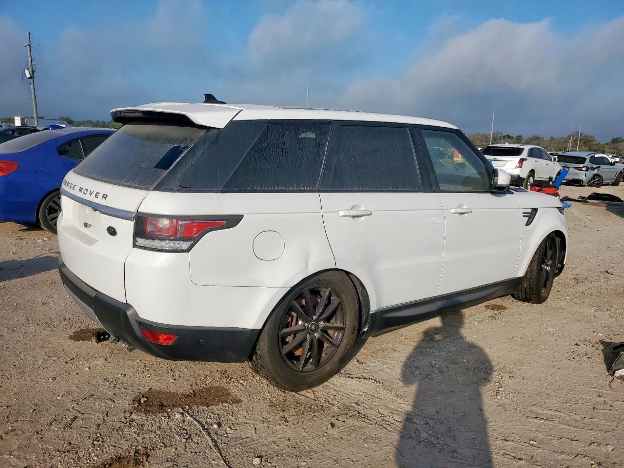 2016 Land Range Rover Hse Diesel - Image 3