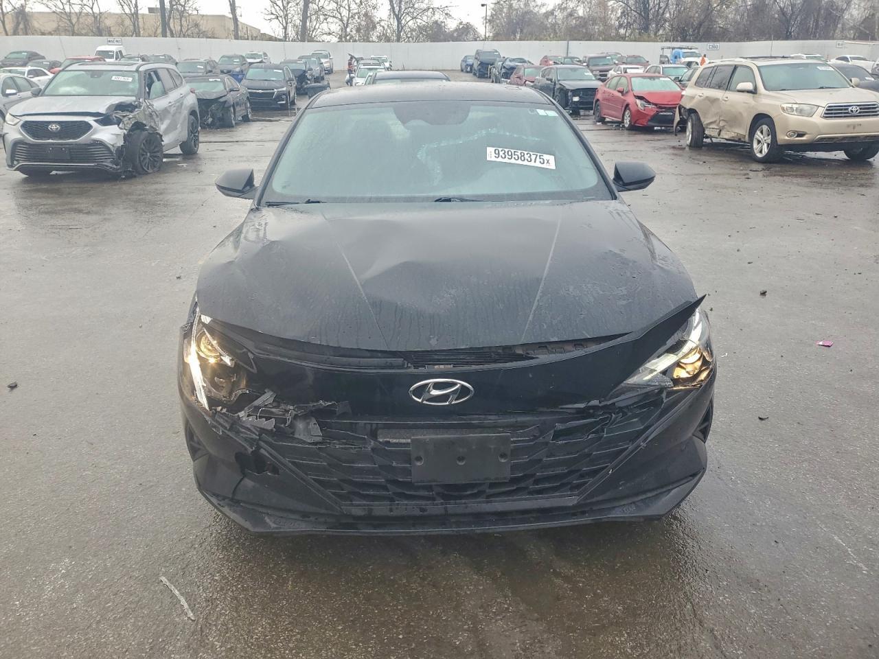 2023 Hyundai Elantra Blue - Фото 5