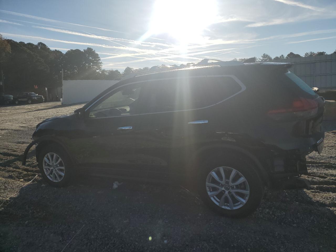 2019 Nissan Rogue S - Image 2