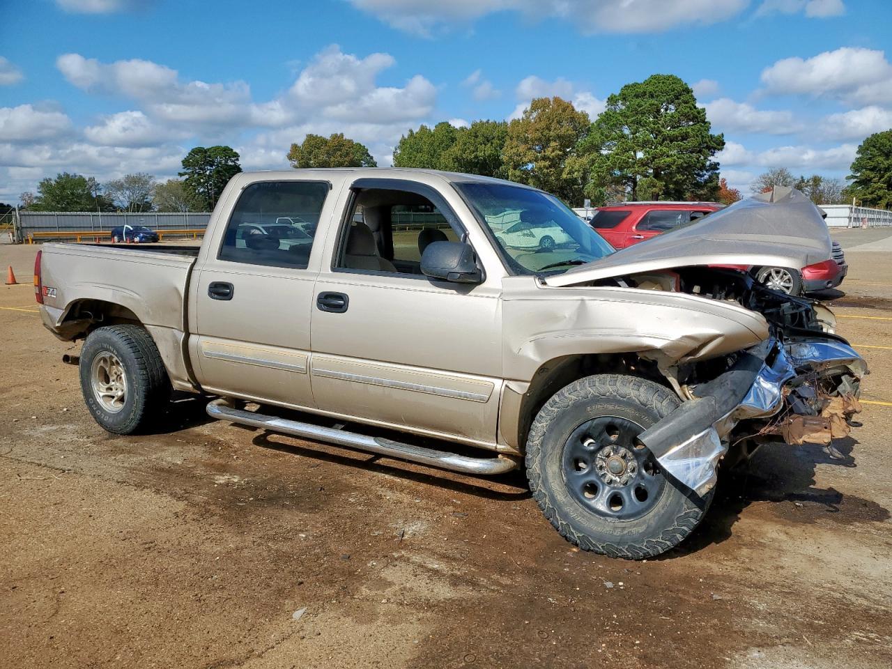 2005 Chevrolet Silverado K1500 - Image 4