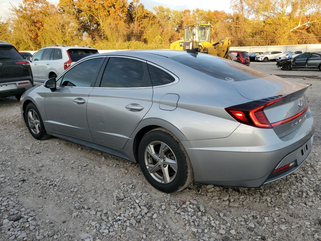 2021 Hyundai Sonata Se - Image 2