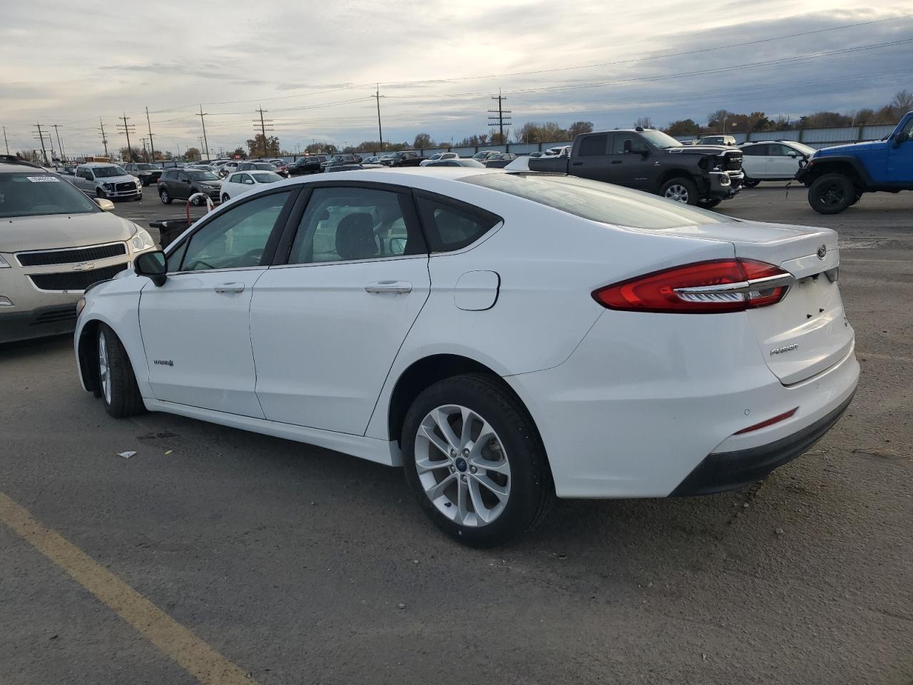 2019 Ford Fusion Se - Фото 2