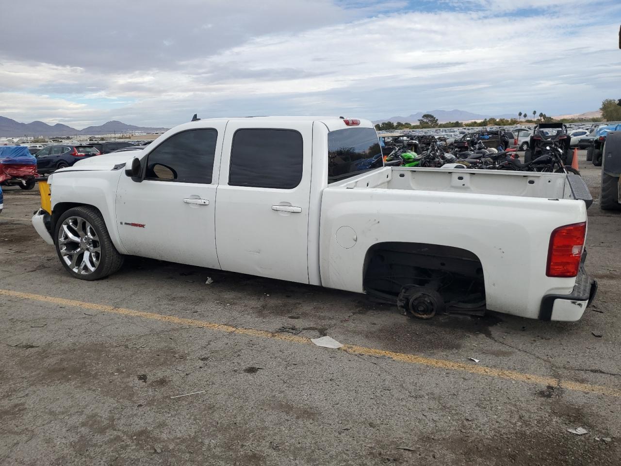 2007 Chevrolet Silverado C1500 Crew Cab - Фото 2