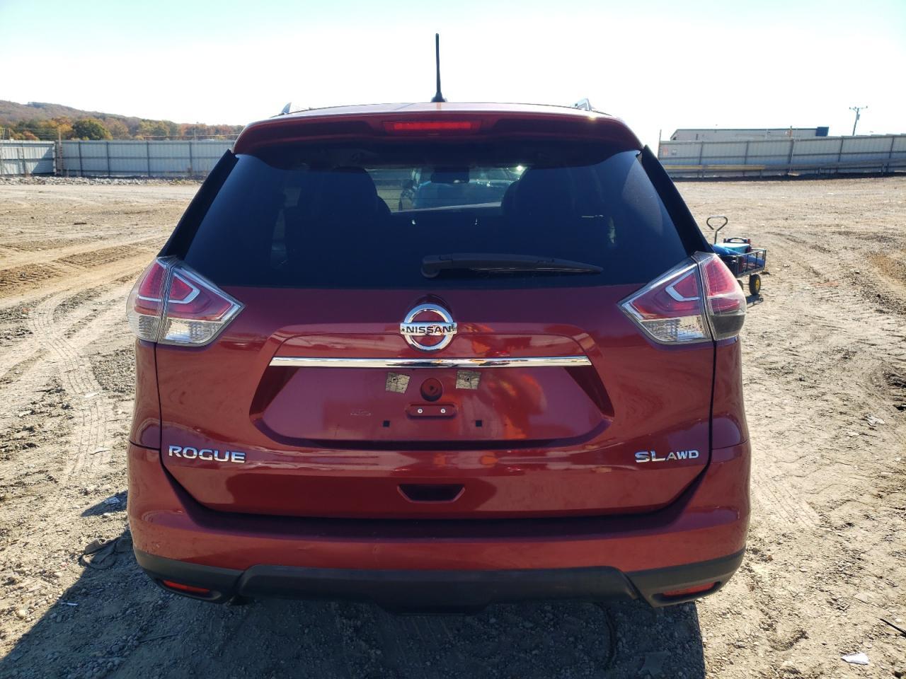 2015 Nissan Rogue S - Фото 6