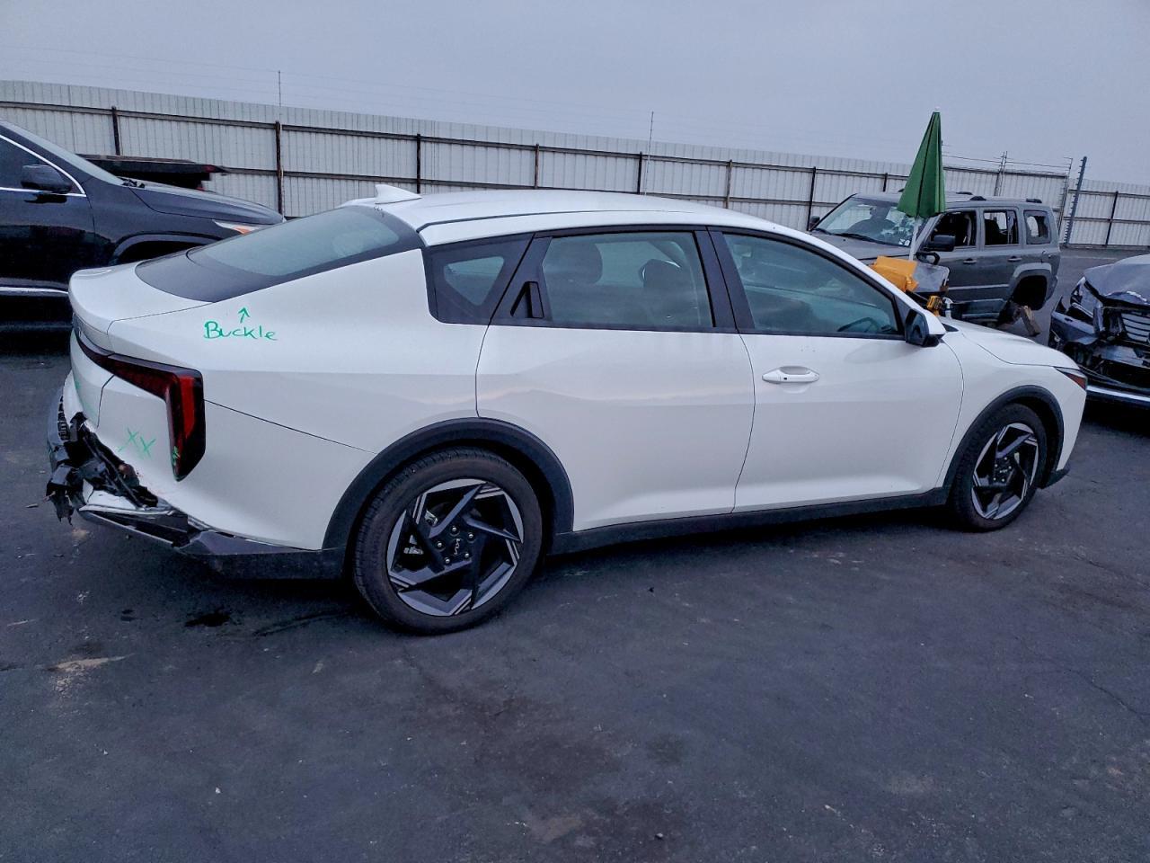 2025 Kia K4 Ex - Фото 3