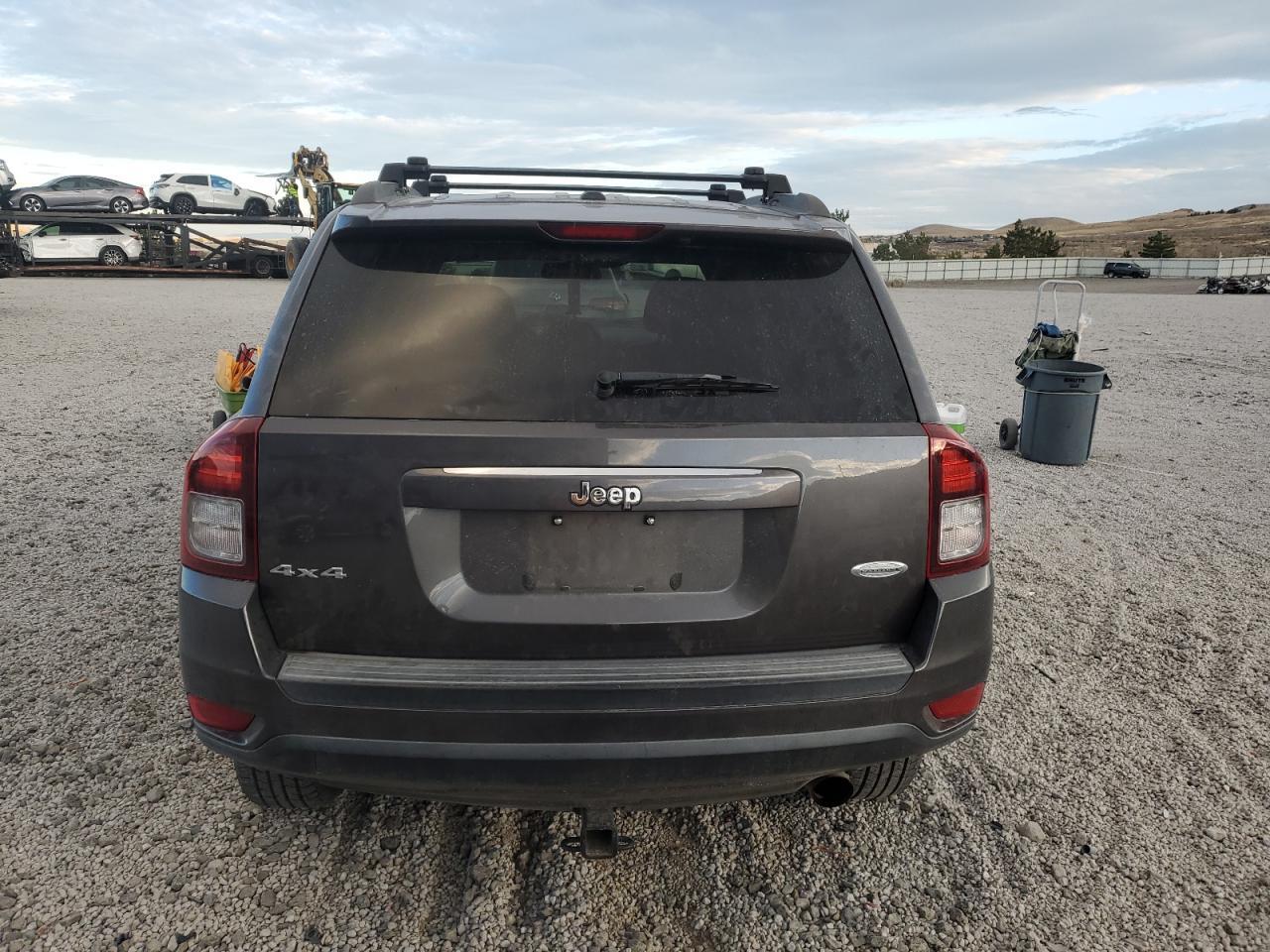 2016 Jeep Compass Latitude - Фото 6