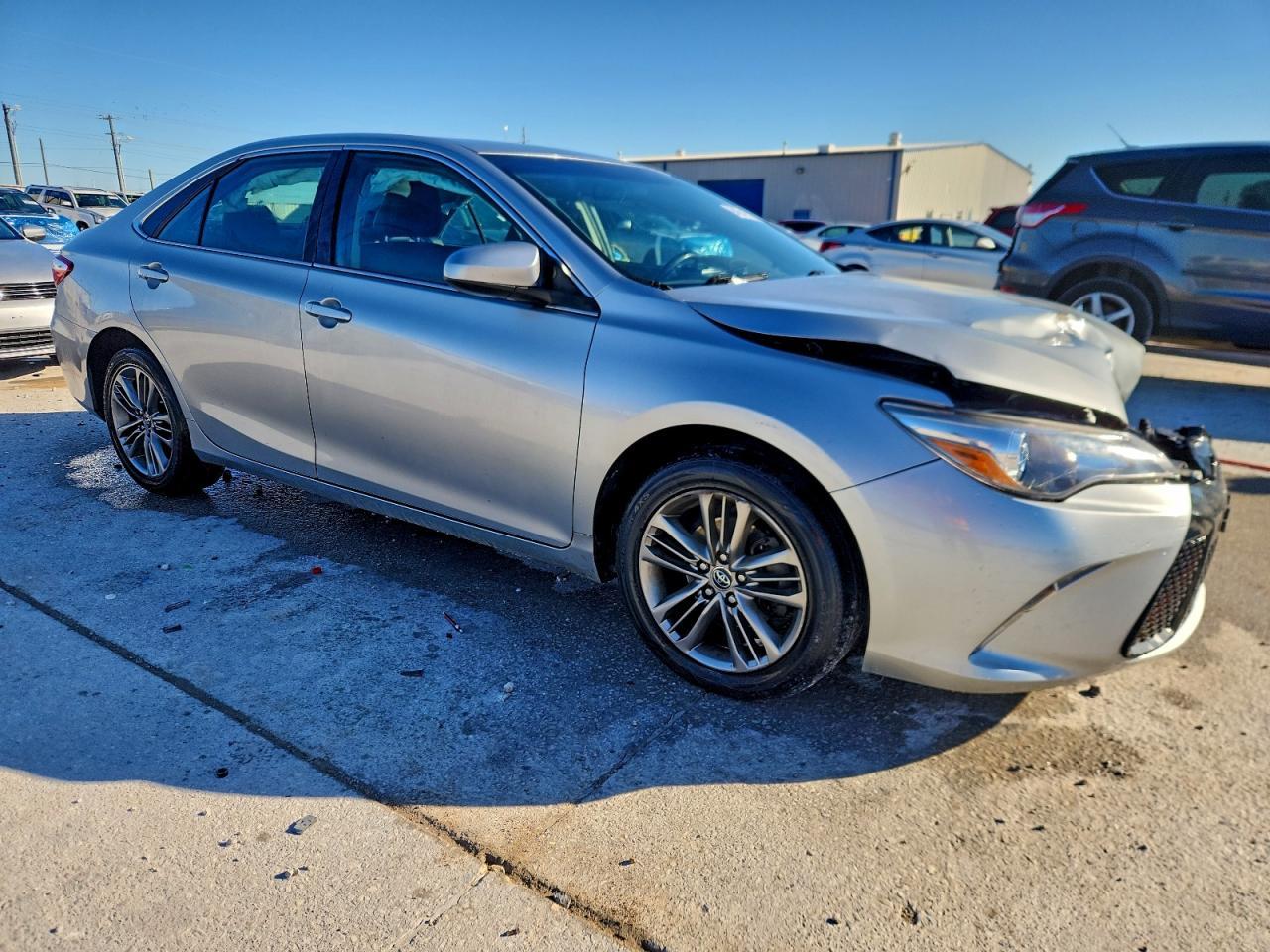 2015 Toyota Camry Se - Фото 4