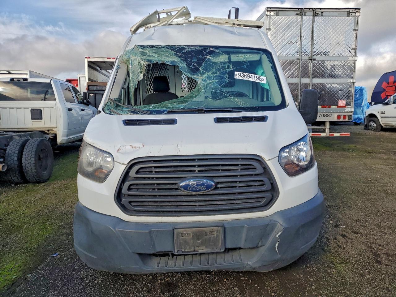 2018 Ford Transit Delivery Van - Фото 5