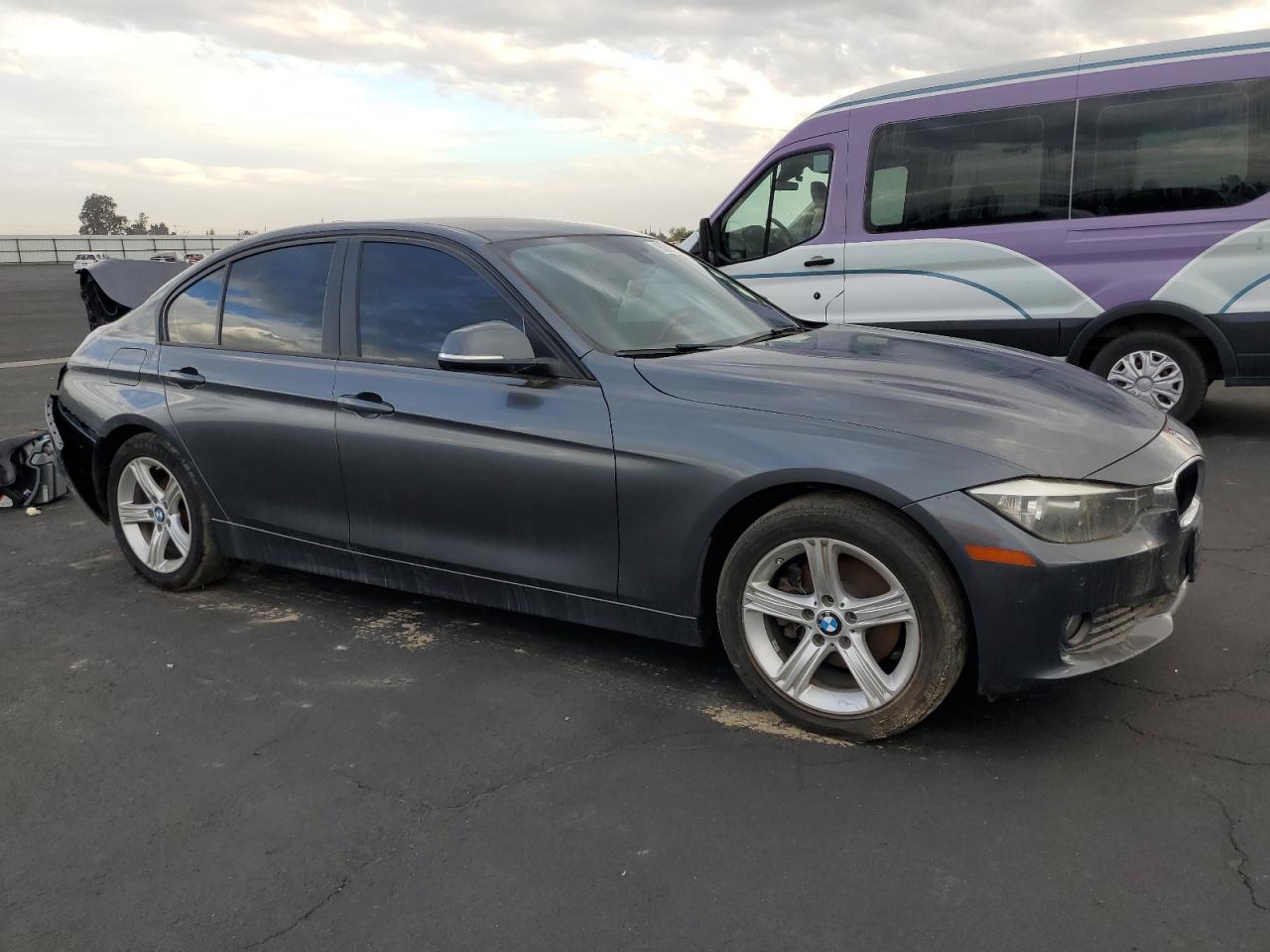 2015 BMW 320 I - Фото 4