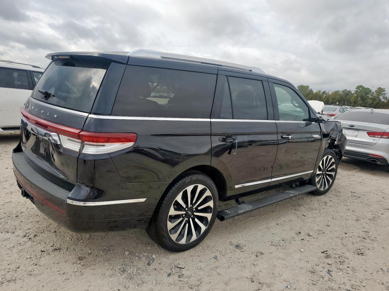 2024 Lincoln Navigator Reserve - Фото 4