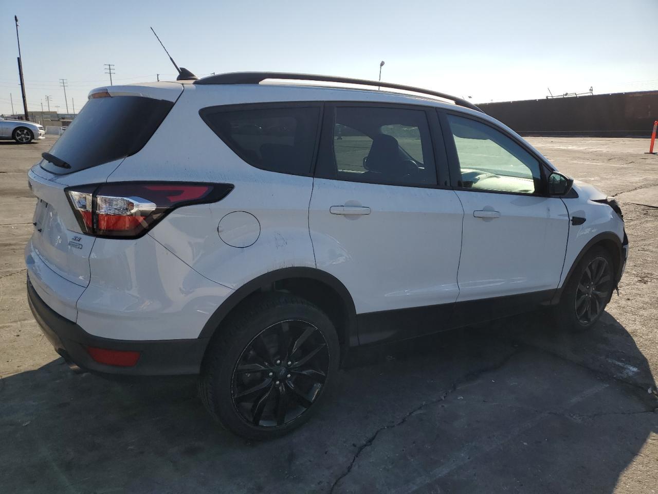 2018 Ford Escape Se - Image 3