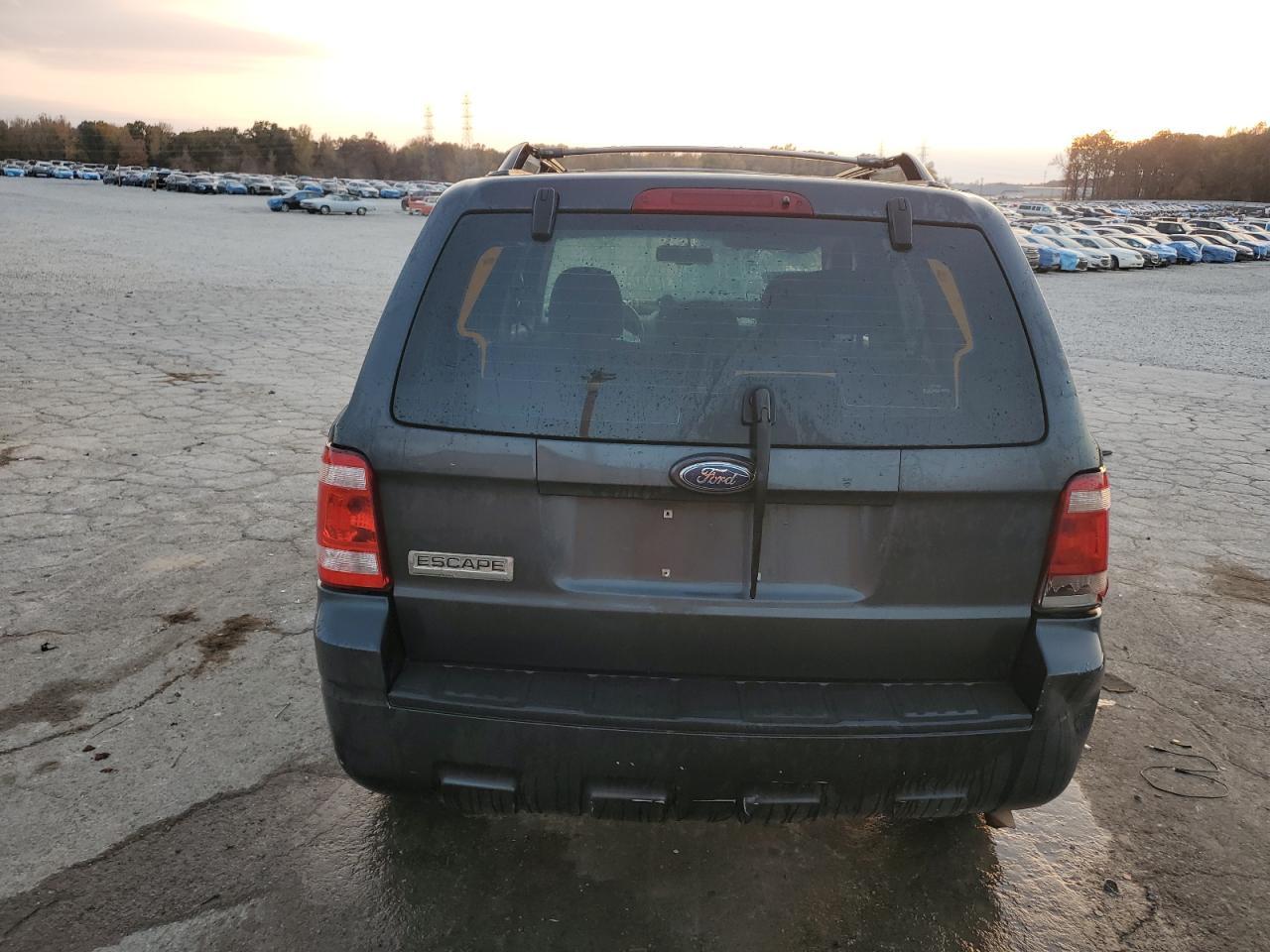 2009 Ford Escape Xls - Фото 6