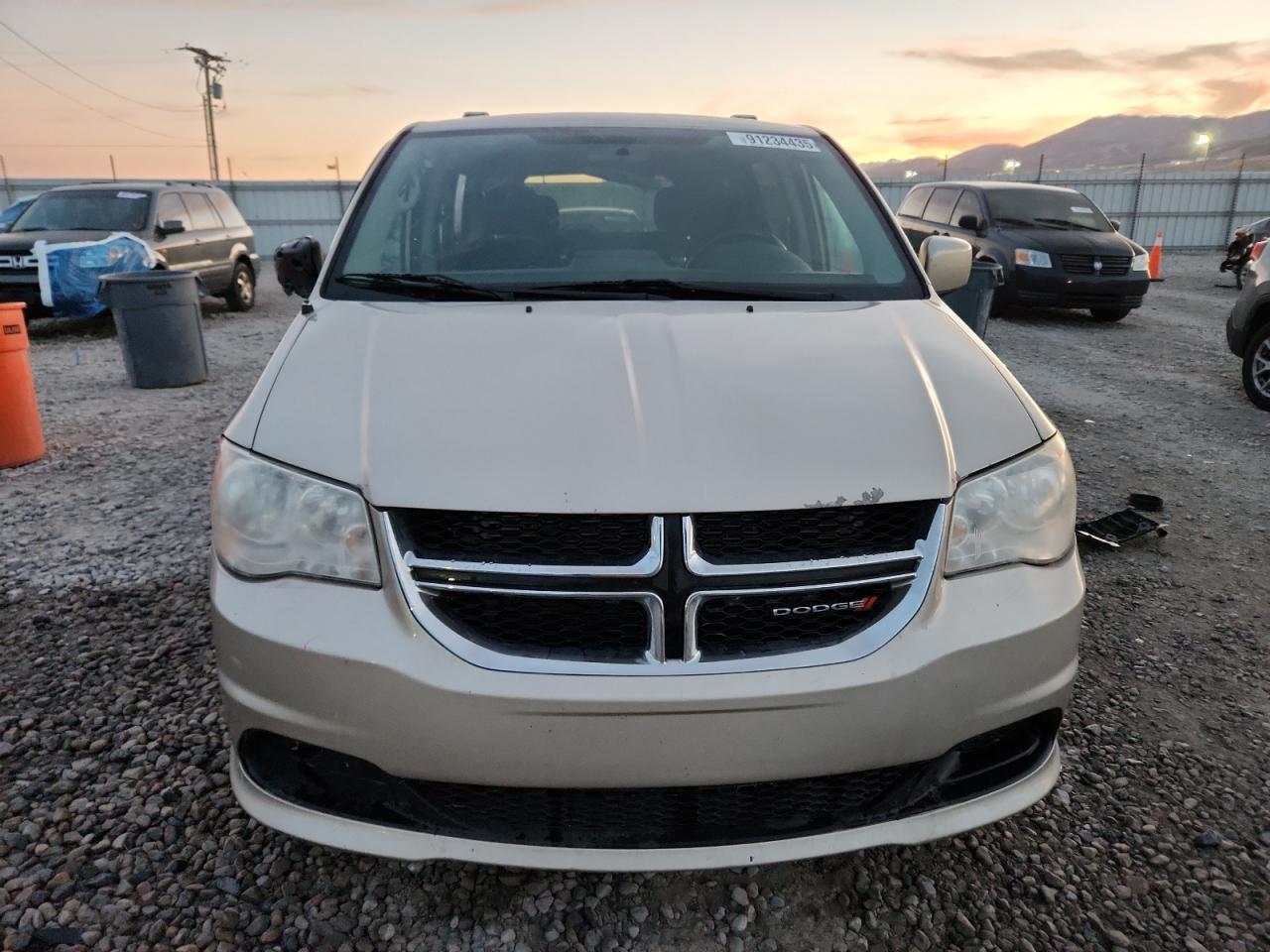2014 Dodge Grand Caravan Sxt - Фото 5