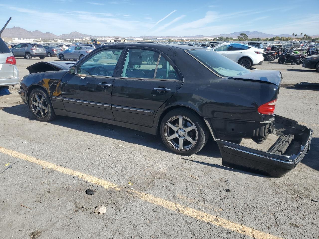 2001 Mercedes-Benz E 320 - Фото 2