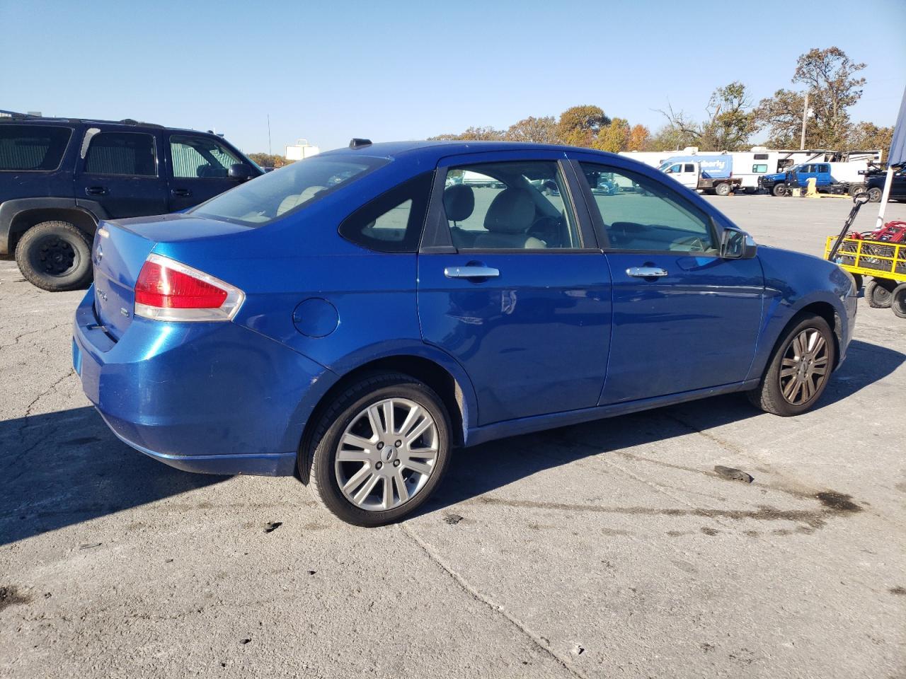 2010 Ford Focus Sel - Фото 3