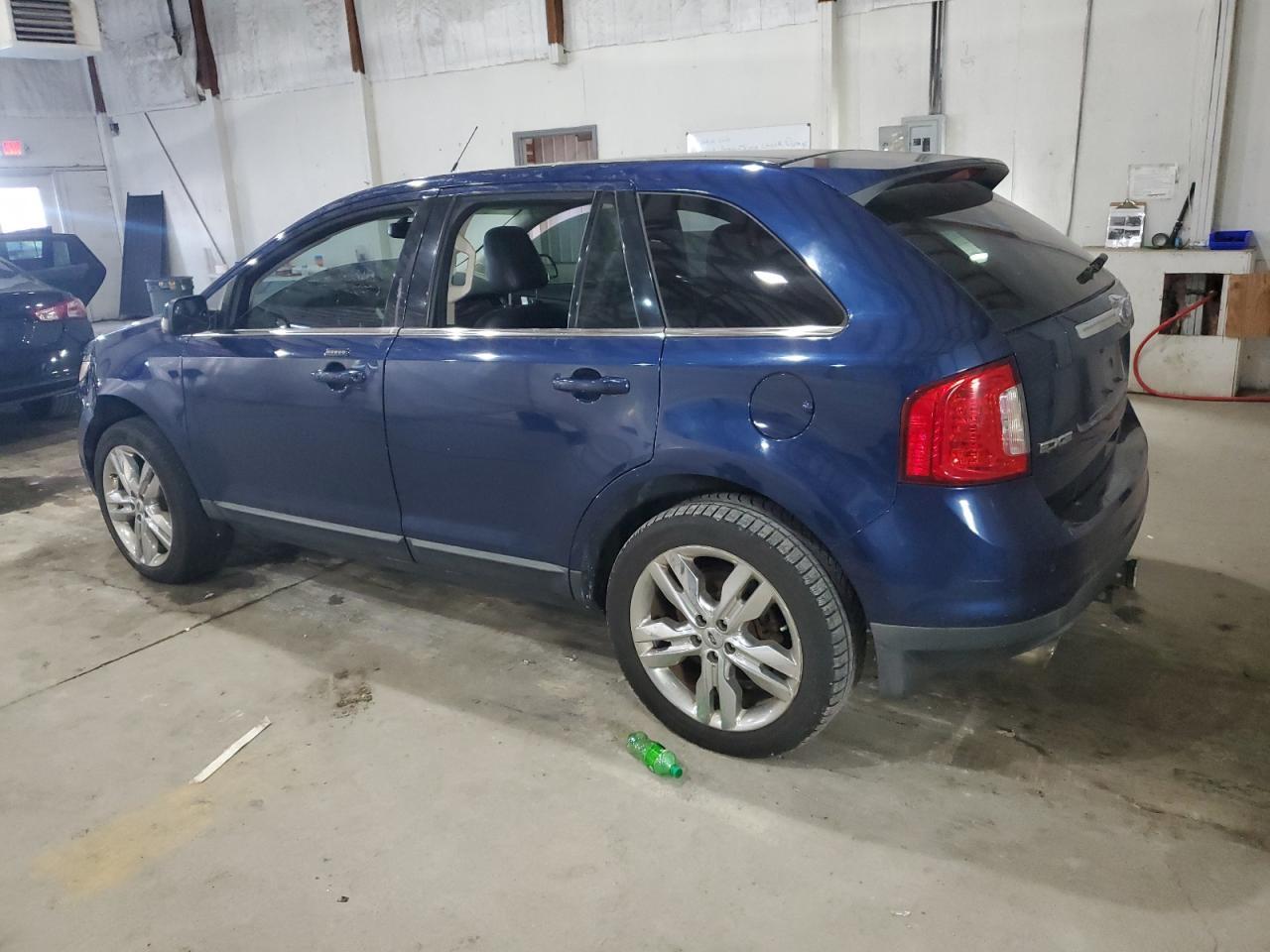 2012 Ford Edge Limited - Image 2