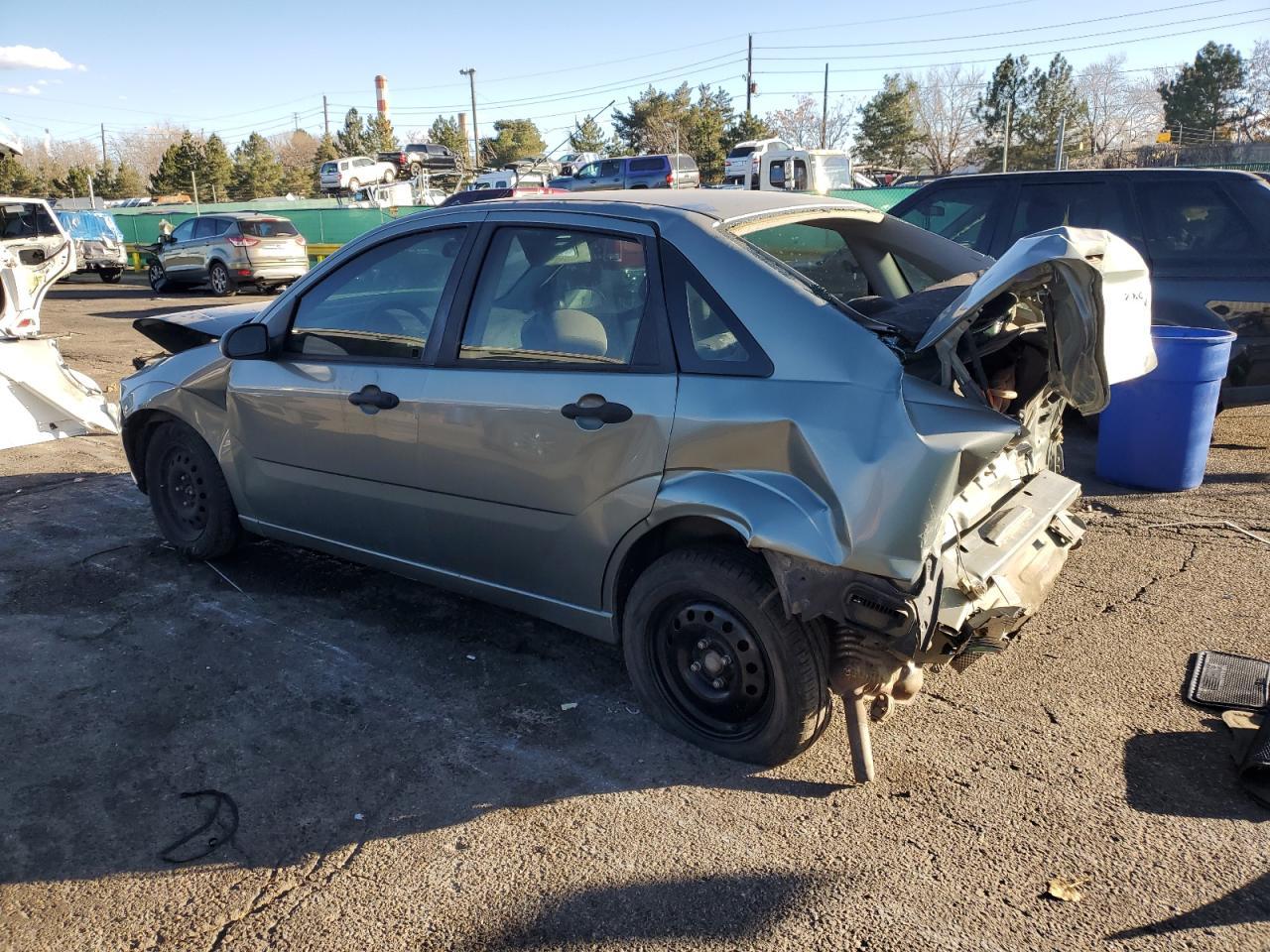 2006 Ford Focus Zx4 - Image 2