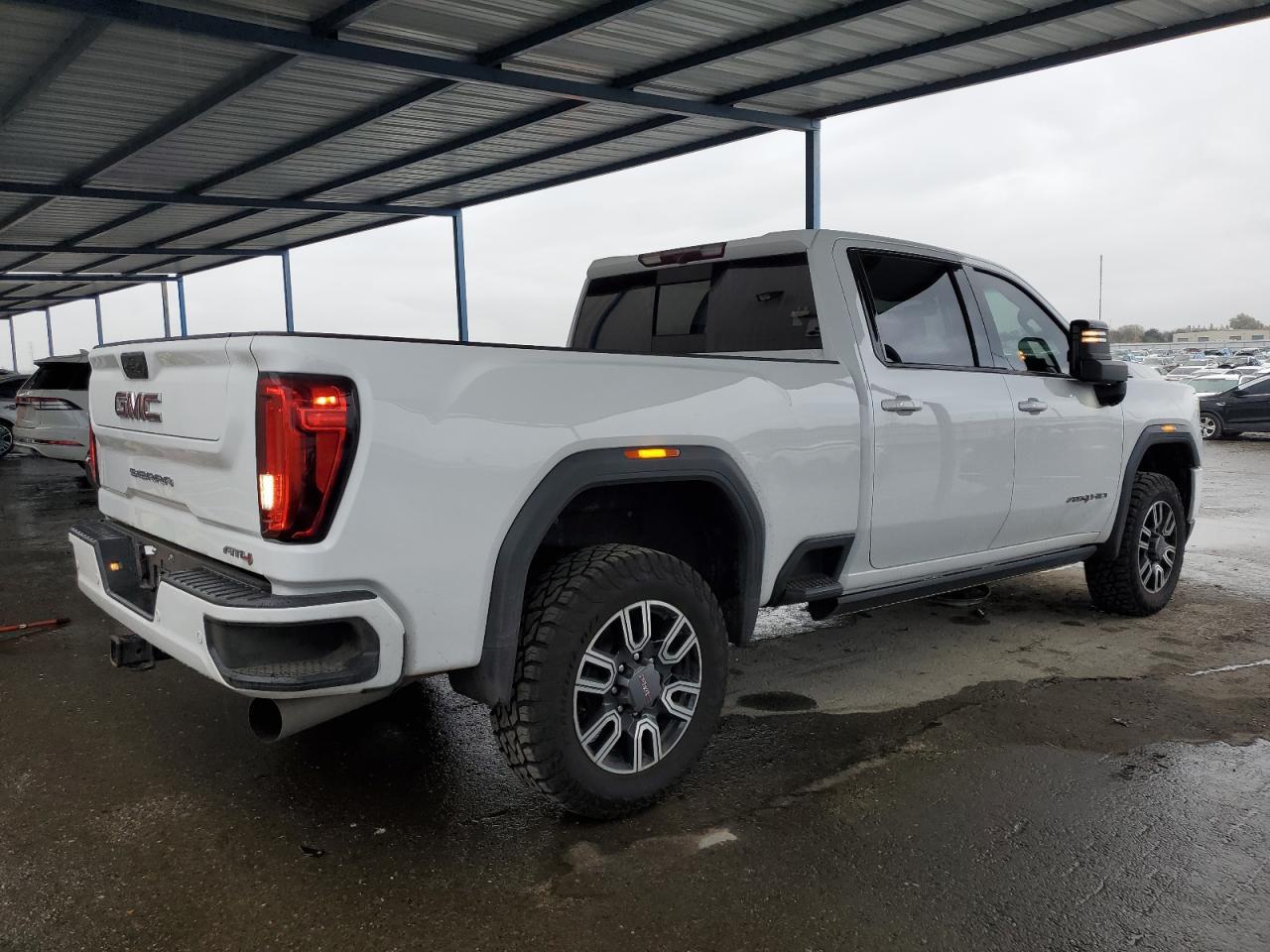 2022 GMC Sierra K2500 At4 - Фото 3