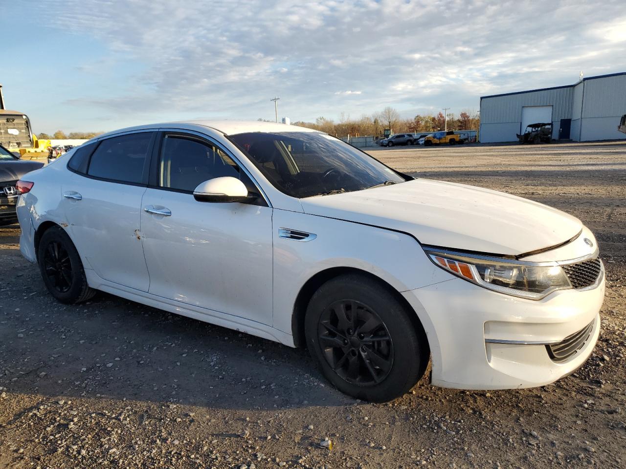 2016 Kia Optima Lx - Фото 4