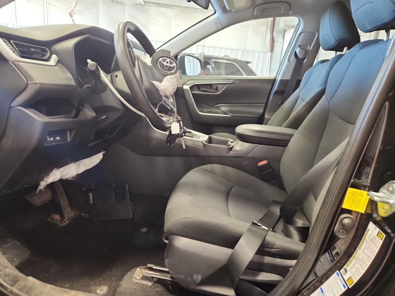 2021 Toyota Rav4 Le - Фото 7