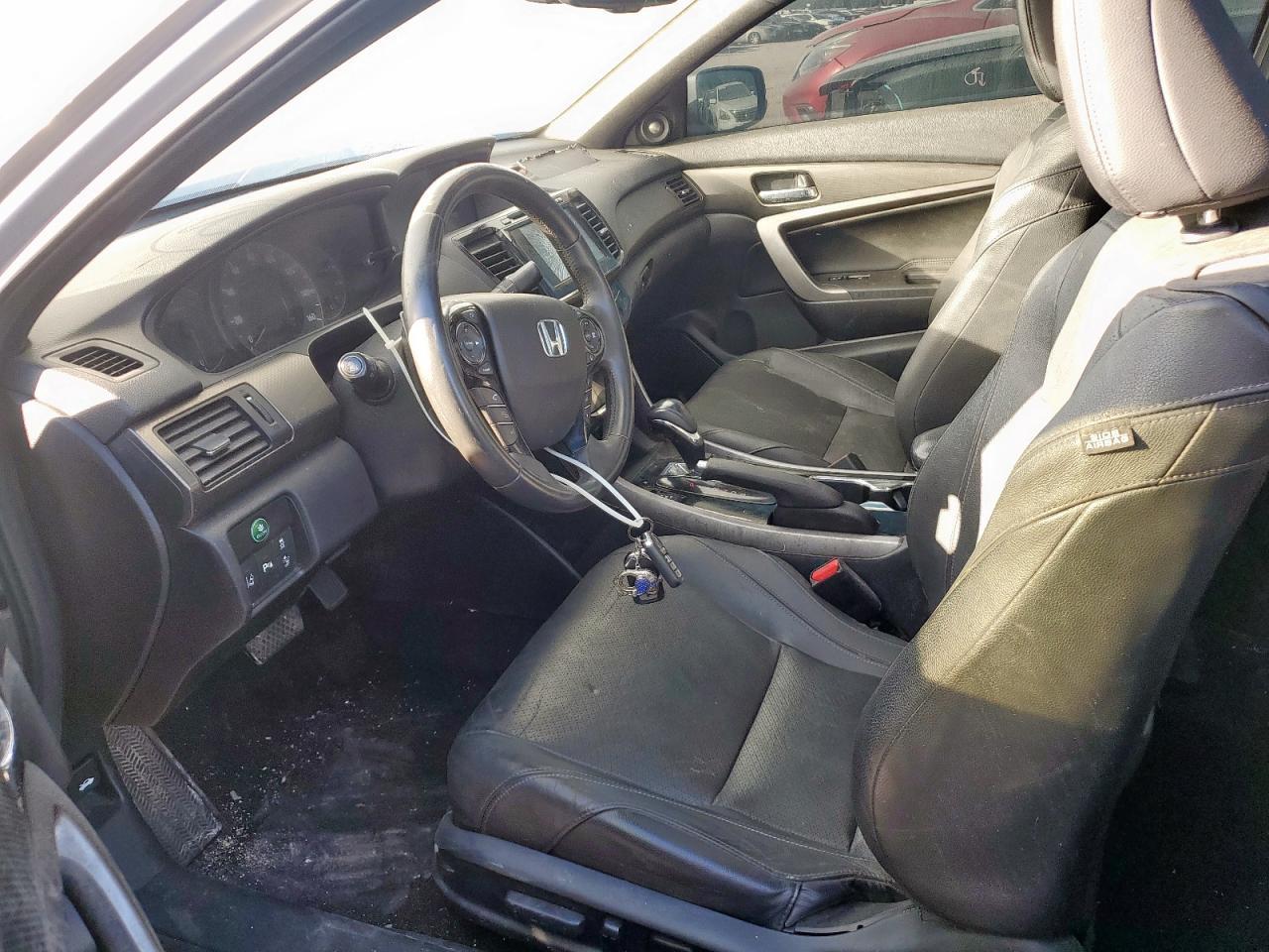 2016 Honda Accord Touring - Фото 7