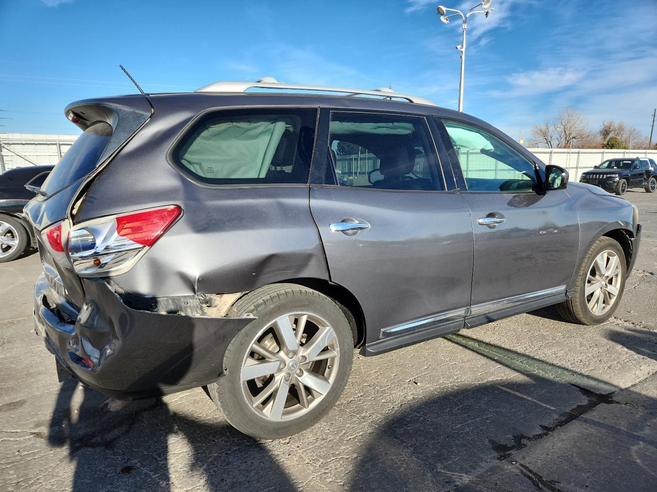 2016 Nissan Pathfinder S - Фото 3