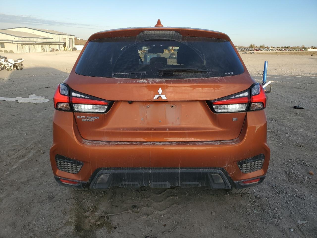 2020 Mitsubishi Outlander Sport Es - Image 6