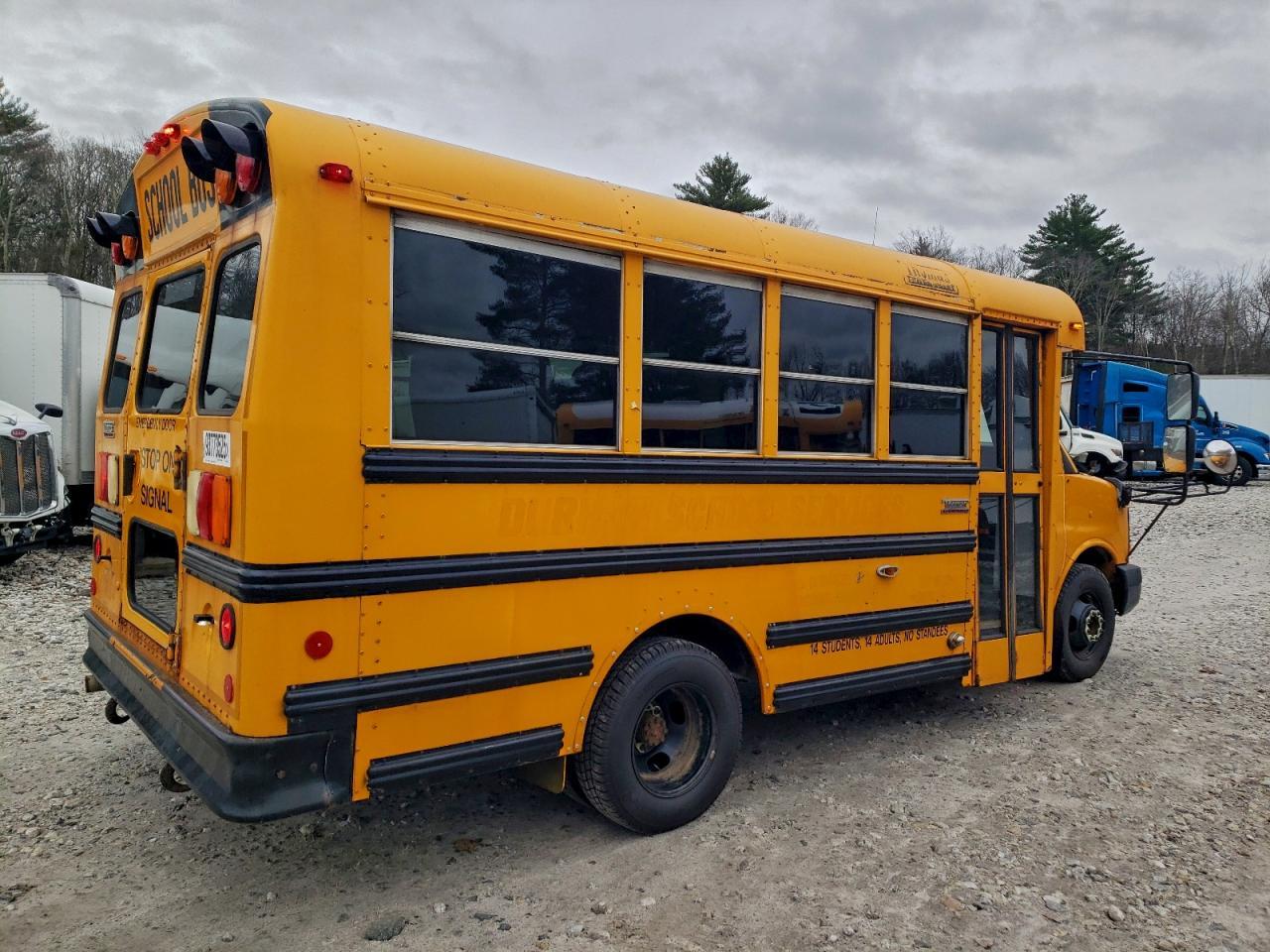 2014 Chevrolet Express School Bus - Фото 4