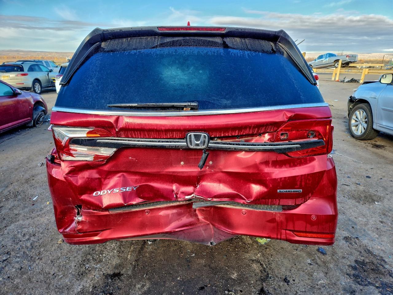 2024 Honda Odyssey Touring - Image 6