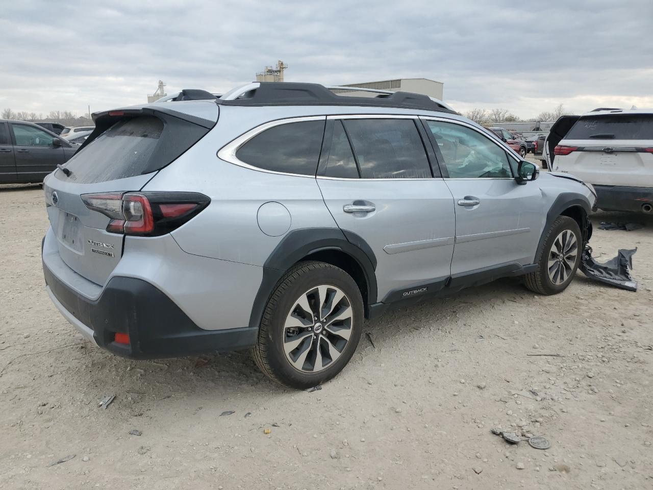 2024 Subaru Outback Touring - Фото 3