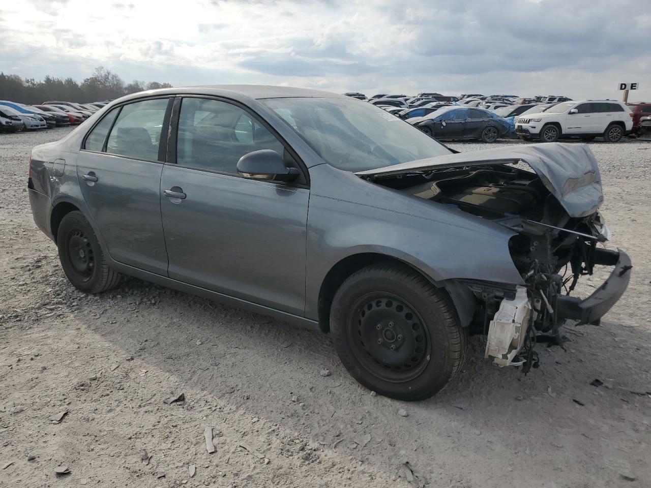 2005 Volkswagen New Jetta Value - Фото 4