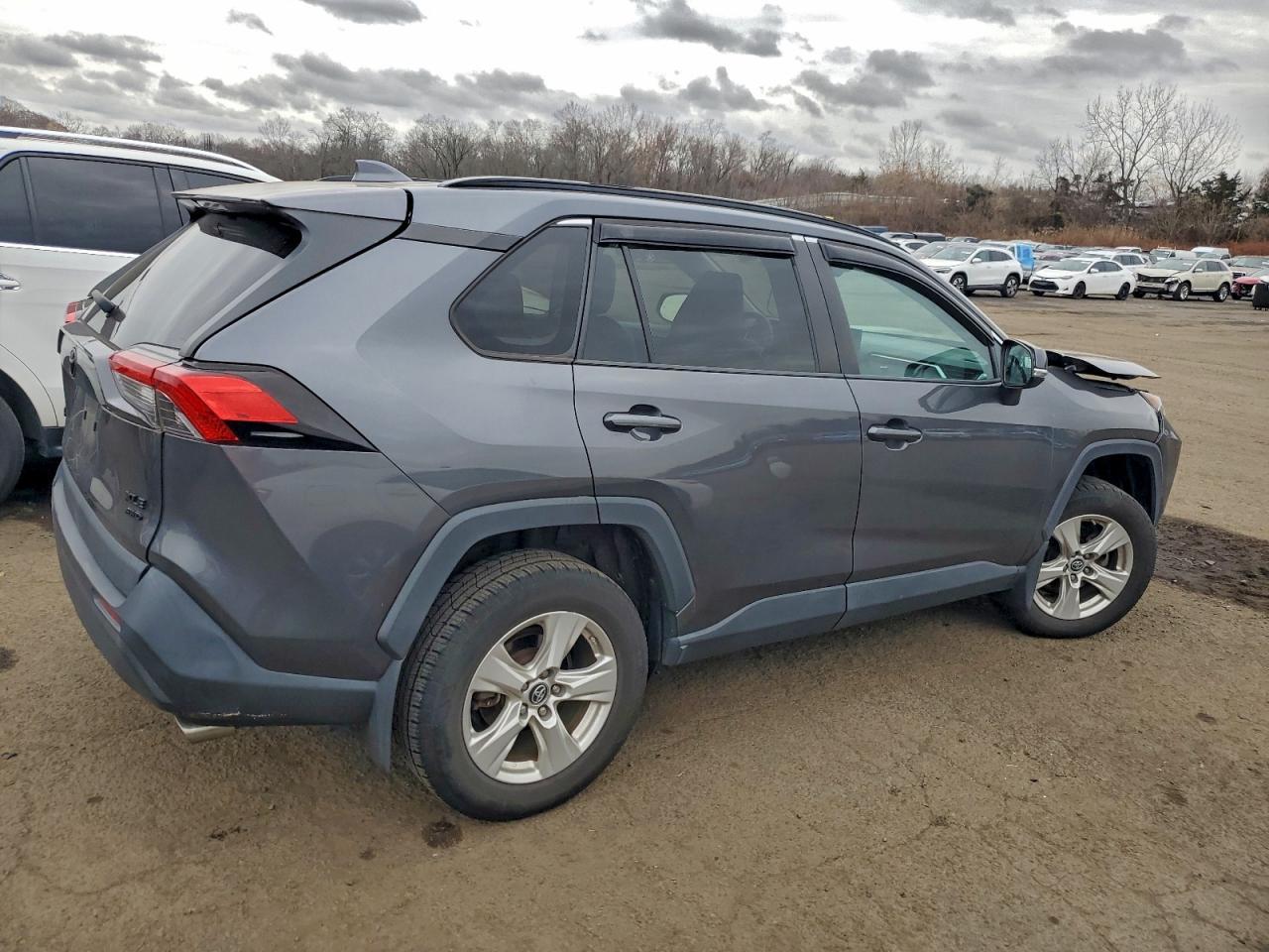 2019 Toyota Rav4 Xle - Фото 3