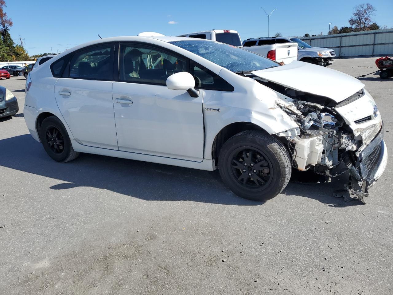 2013 Toyota Prius - Фото 4