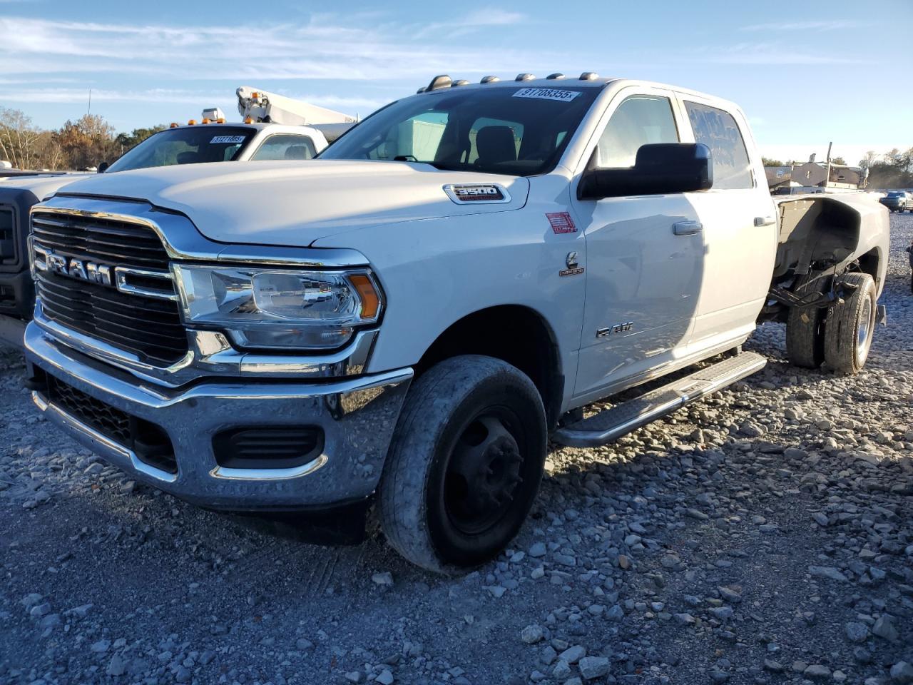 2021 Ram 3500 Big Horn - Фото 2
