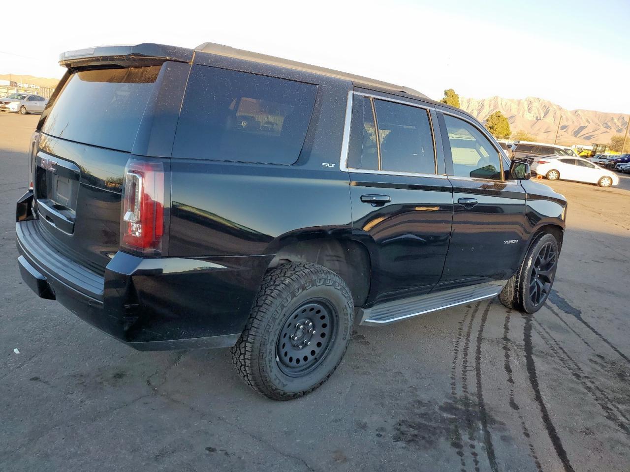 2015 GMC Yukon Slt - Image 3