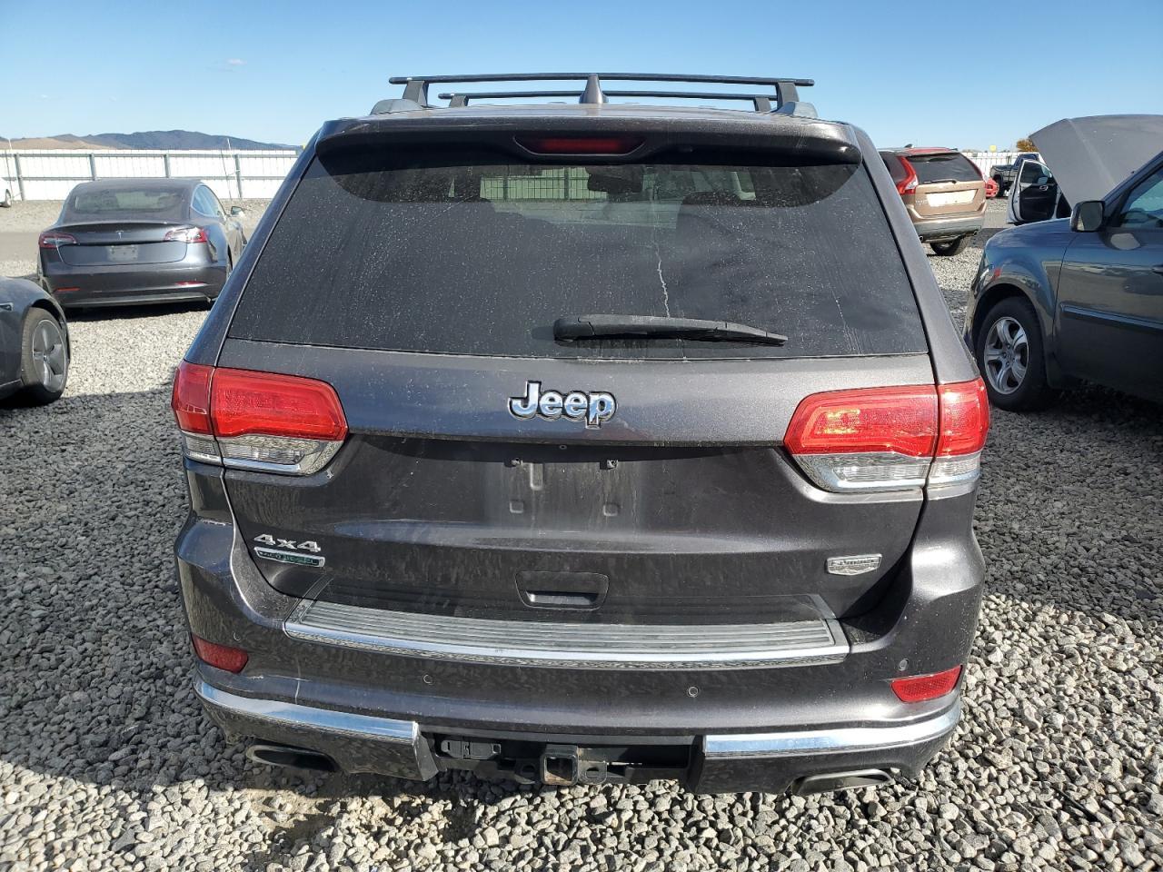2015 Jeep Grand Cherokee Summit - Image 6