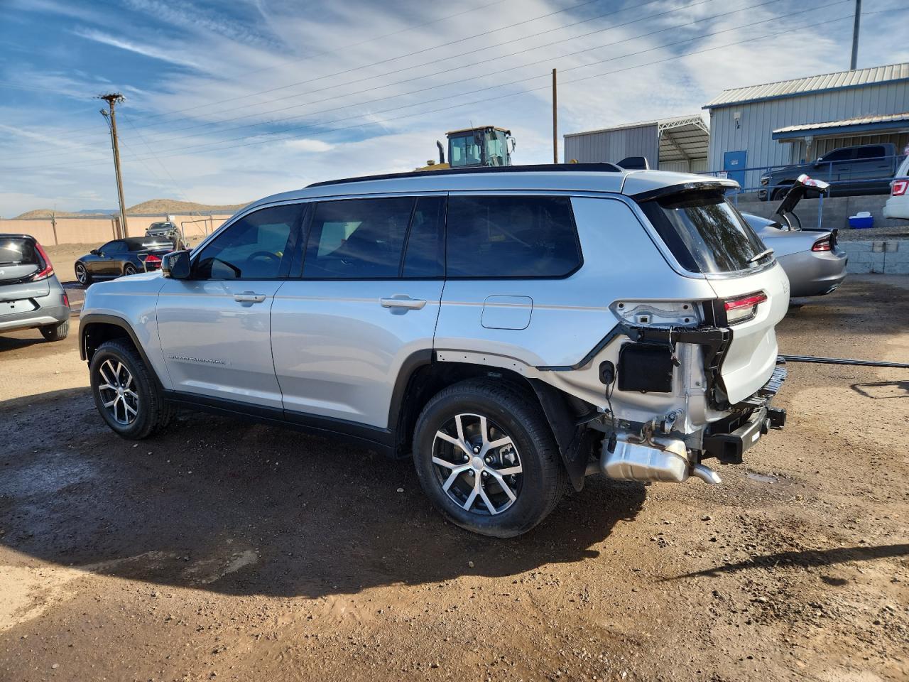 2025 Jeep Grand Cherokee L Limited - Image 2